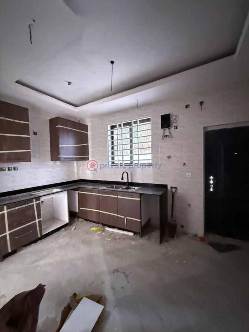4 bedroom House For Sale Baatsonaa Spintex Accra - 5