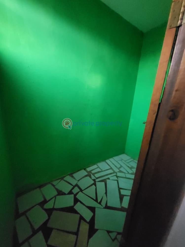 3 bedroom Apartment For Rent Grada Estate Tsui Bleoo Teshie new Town Accra - 4