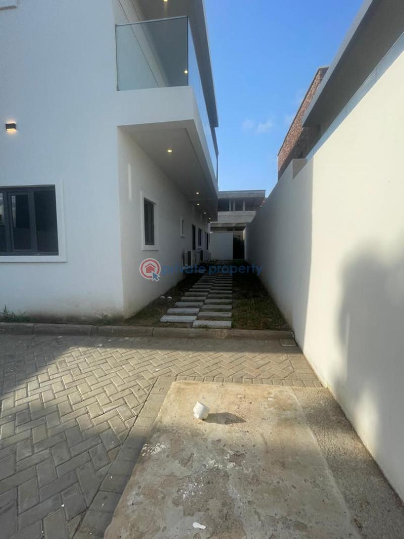 3 bedroom House For Sale Tse Addo Accra - 12