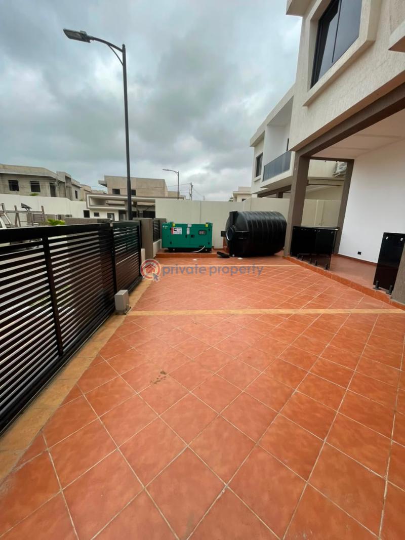 3 bedroom House For Rent East Airport Airport Residential Area Accra - 3