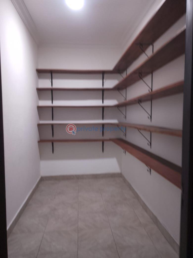 3 bedroom House For Rent Tesano Accra - 2