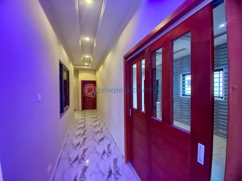 3 bedroom Detached Bungalow For Sale Oyarifa Adenta Adenta Municipal Accra - 1