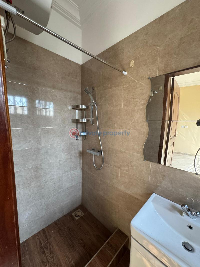 3 bedroom House For Rent comm 25 Tema Accra - 6
