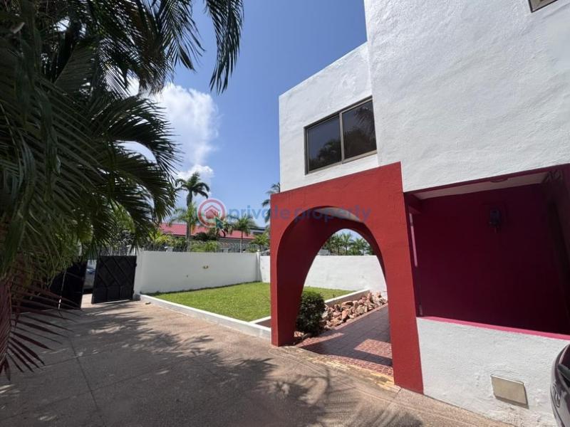 3 bedroom House For Rent East Airport Airport Residential Area Accra - 1