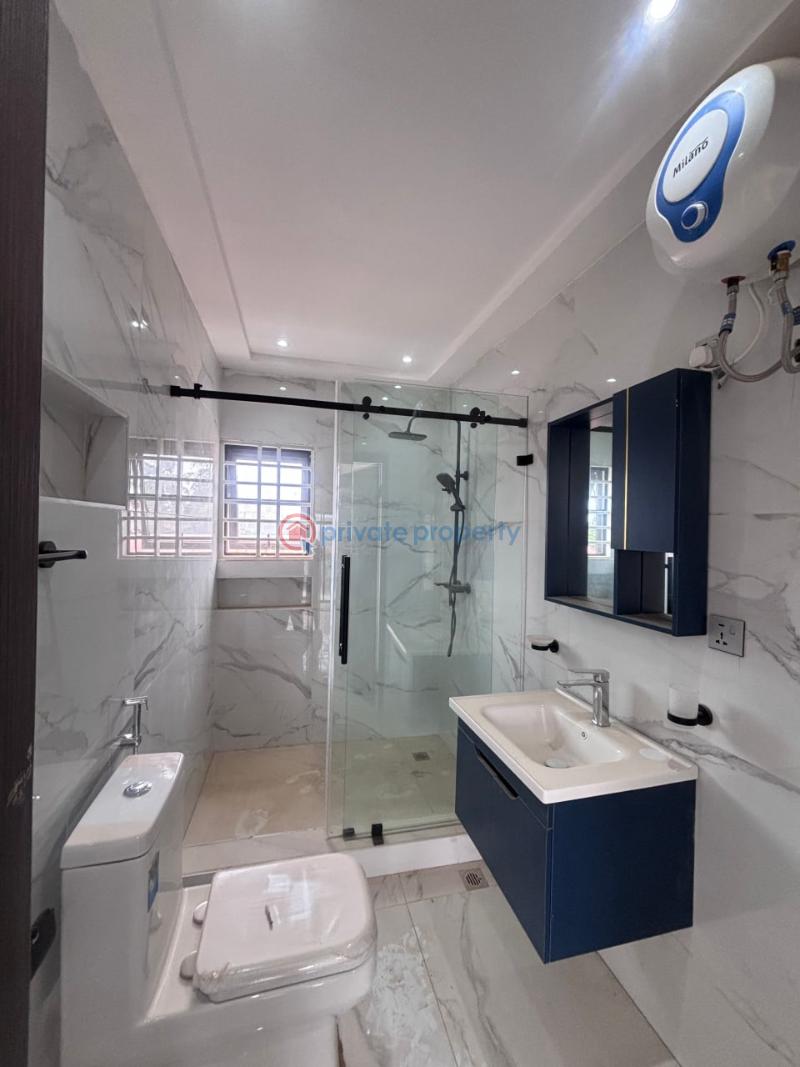 3 bedroom Townhouse For Rent Pokuase (Pokoasi) Ga West Municipal Accra - 8