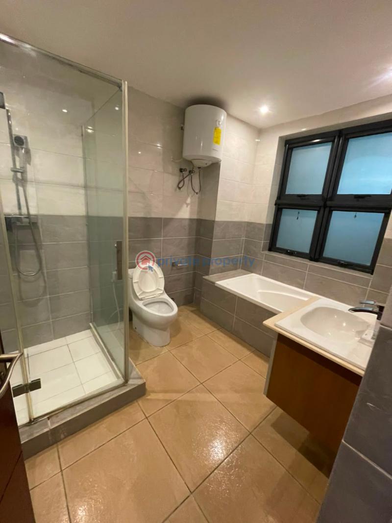3 bedroom Townhouse For Rent East Airport Airport Residential Area Accra - 9