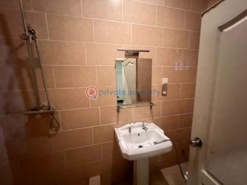 3 bedroom Apartment For Rent East Airport Airport Residential Area Accra - 10