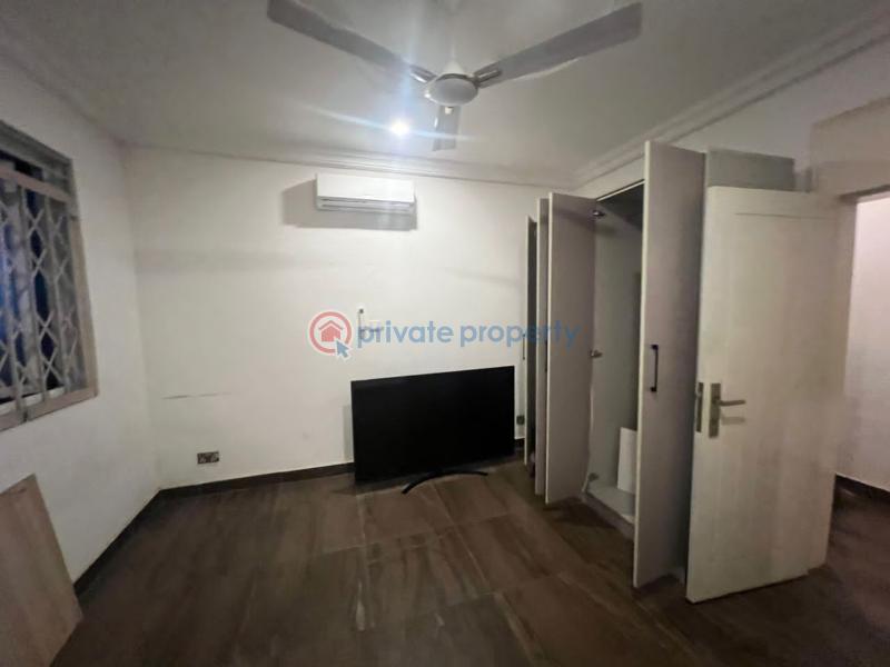 3 bedroom Apartment For Rent East Airport Airport Residential Area Accra - 3