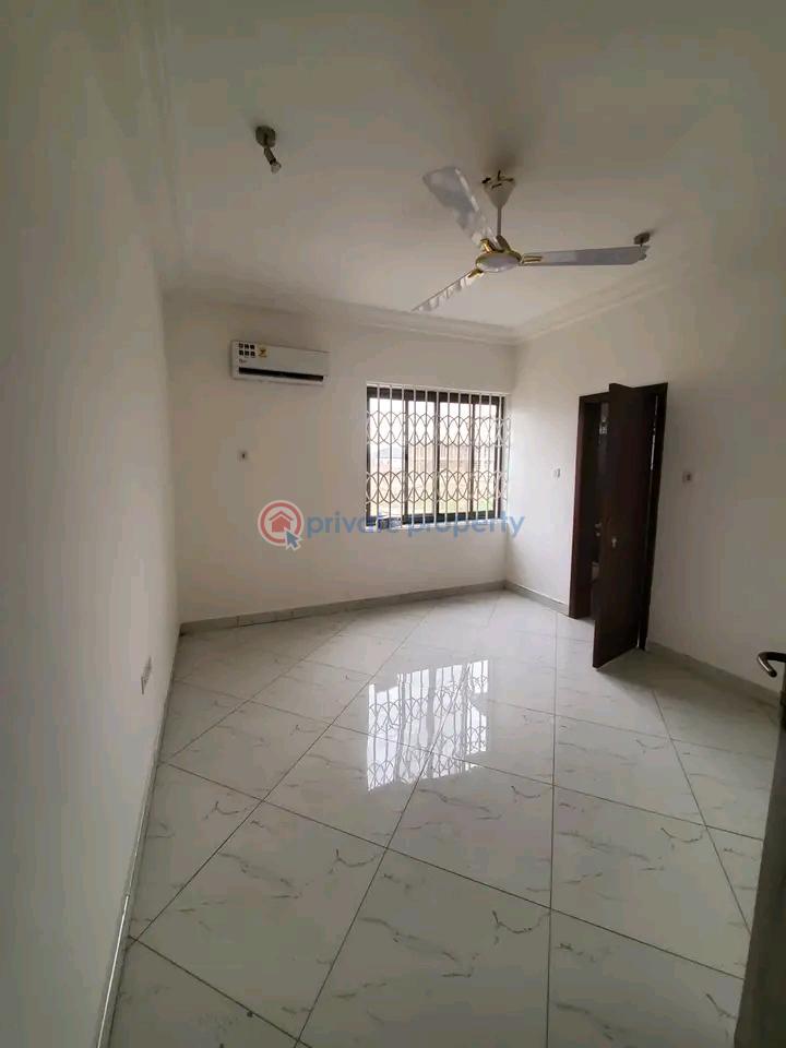 3 bedroom Apartment For Rent East Airport Airport Residential Area Accra - 2