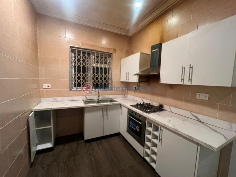 3 bedroom Apartment For Rent East Airport Airport Residential Area Accra - 2