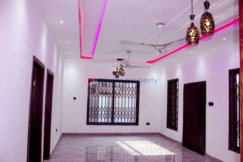 3 bedroom House For Sale comm 25 Tema Accra - 4