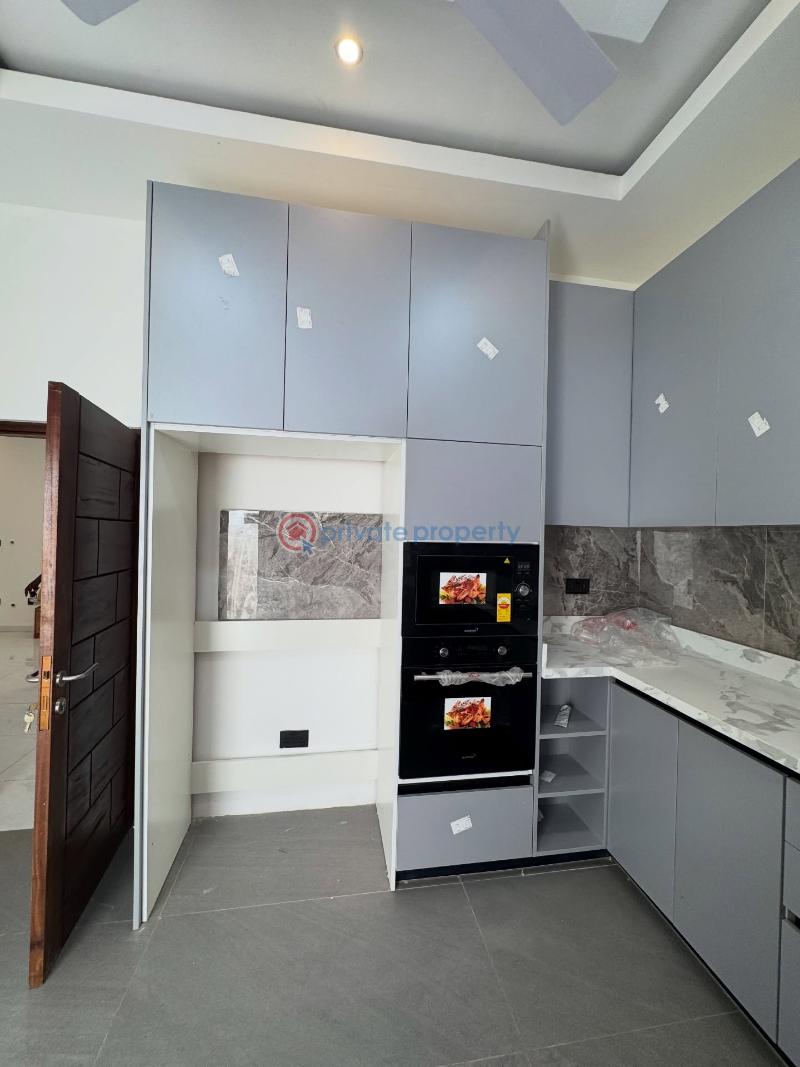 3 bedroom House For Sale Manet Spintex Road Accra - 13