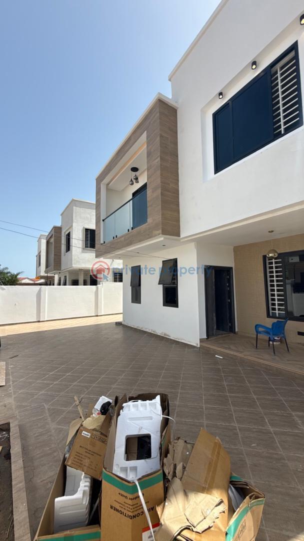 3 bedroom House For Rent Spintex Accra - 2