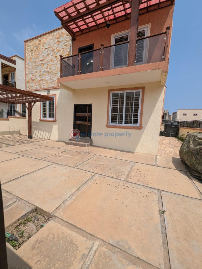 3 bedroom House For Rent Achimota Accra - 3
