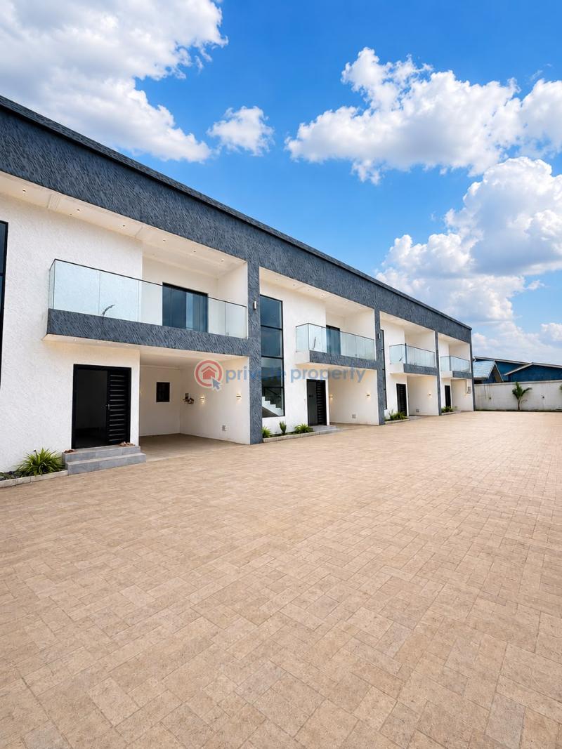 3 bedroom Townhouse For Rent Pokuase (Pokoasi) Ga West Municipal Accra - 1