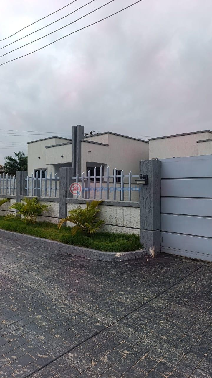 3 bedroom House For Rent Fise Pokuase (Pokoasi) Ga West Municipal Accra - 1