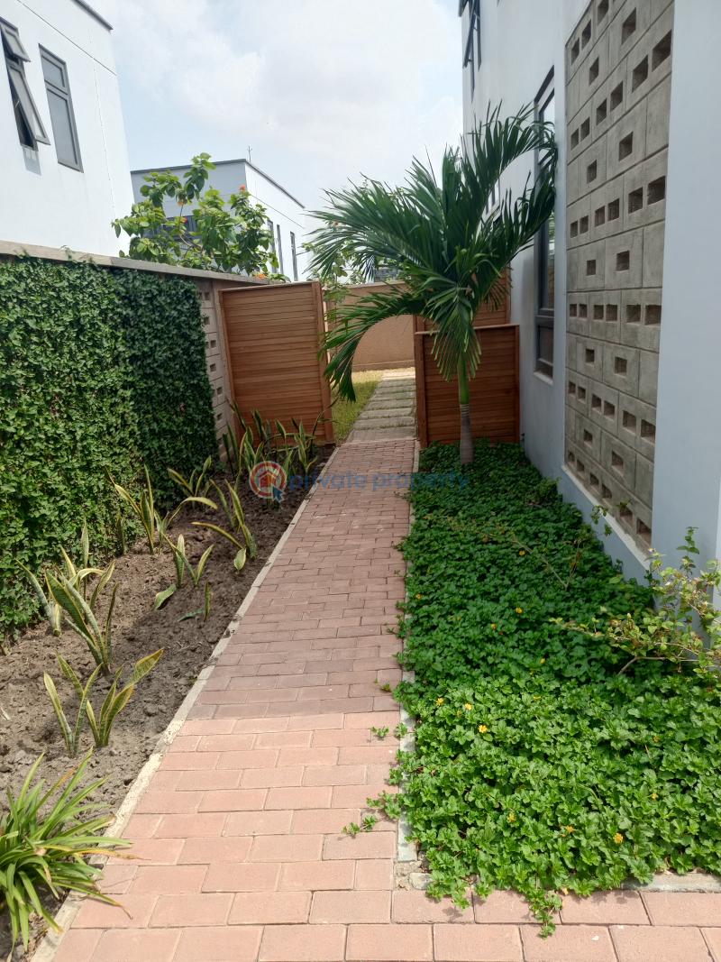 3 bedroom House For Sale Oyarifa Park After Oyarifa Adenta Municipal Accra - 0