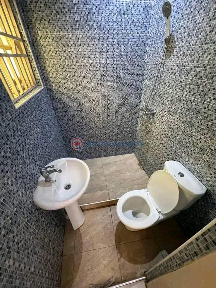 3 bedroom House For Sale Achimota Accra - 7