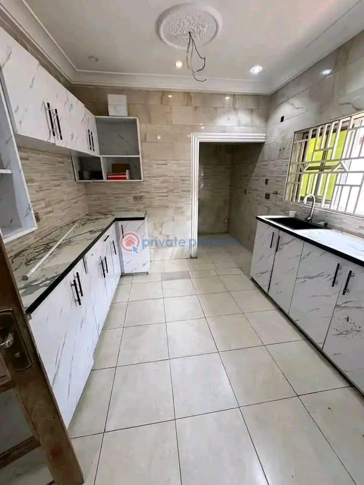 3 bedroom House For Sale Achimota Accra - 4