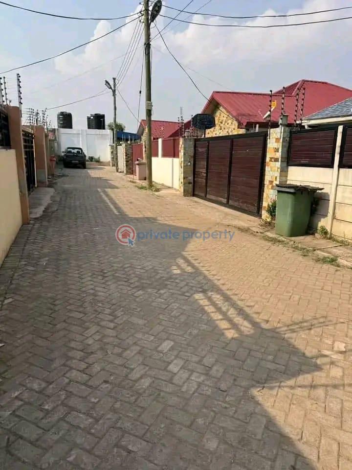 3 bedroom House For Sale Achimota Accra - 1