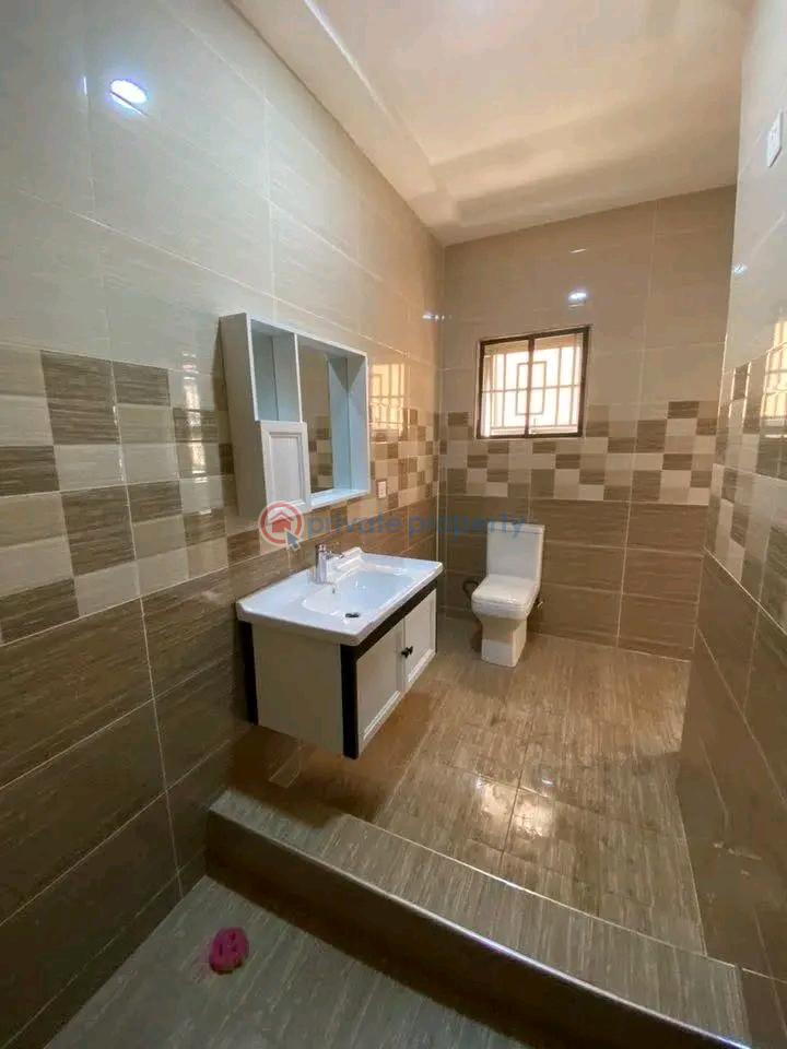 3 bedroom House For Rent Agbogba North Legon Accra - 4