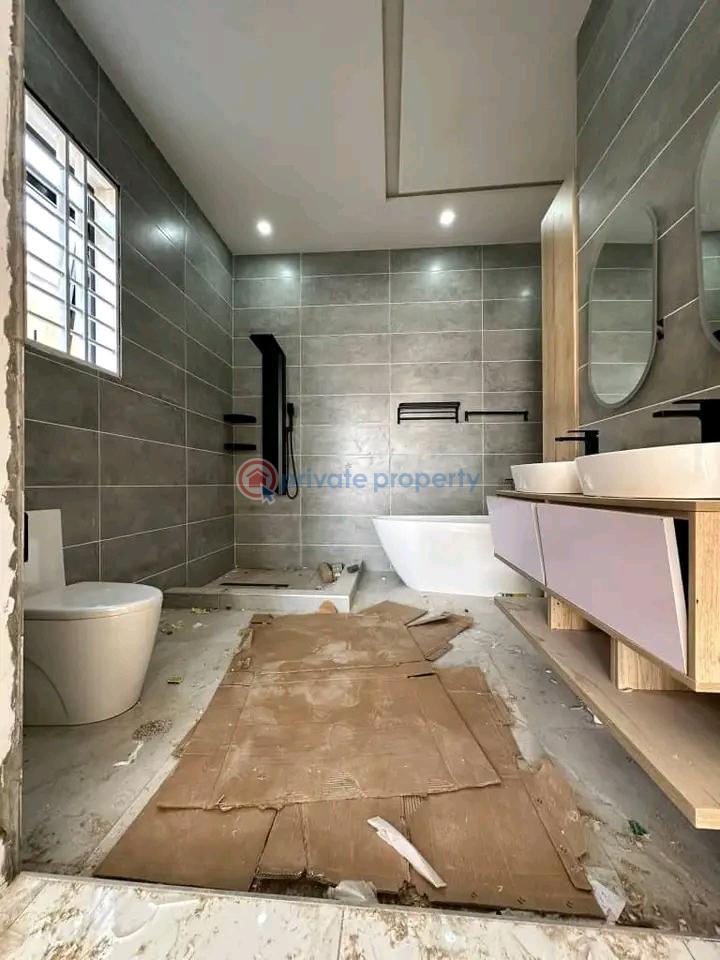 3 bedroom House For Sale Botwe Adenta Municipal Accra - 4