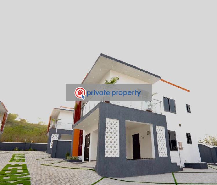 3 bedroom House For Sale &nbsp;kokrobite Road Ga South Municipal Accra - 1