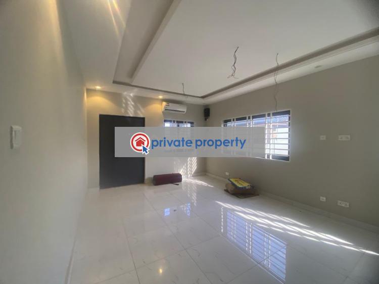 3 bedroom Detached Bungalow For Sale &nbsp;oyarifa La Nkwantanang Madina Municipal Accra - 6