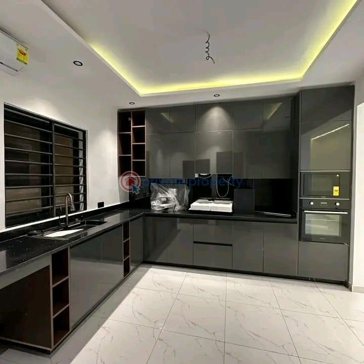 3 bedroom House For Sale Lakeside Estates. Adenta Municipal Accra - 4