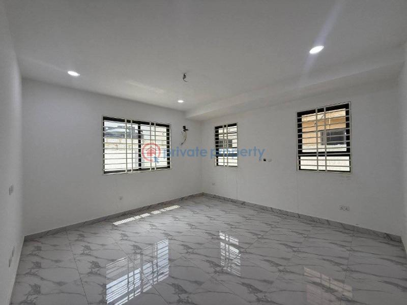 3 bedroom House For Sale Lakeside Estates. Adenta Municipal Accra - 4