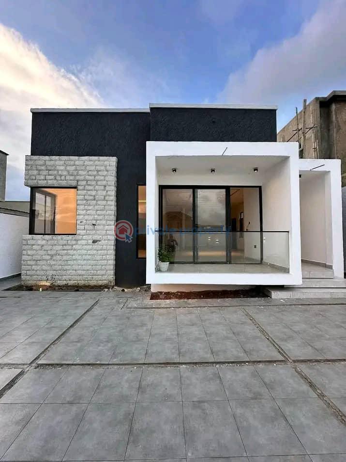 3 bedroom House For Sale Lakeside Estates. Adenta Municipal Accra - 0