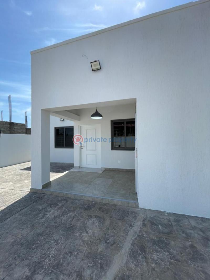 3 bedroom House For Sale Sakumono Spintex Accra - 10