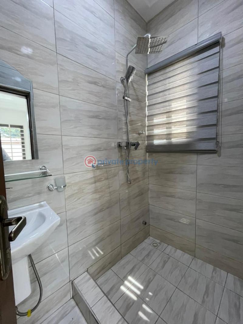 3 bedroom House For Sale Sakumono Spintex Accra - 13