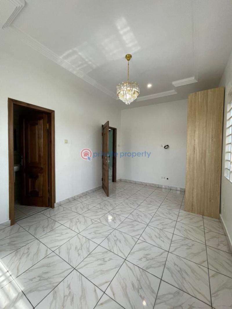 3 bedroom House For Sale Sakumono Spintex Accra - 14