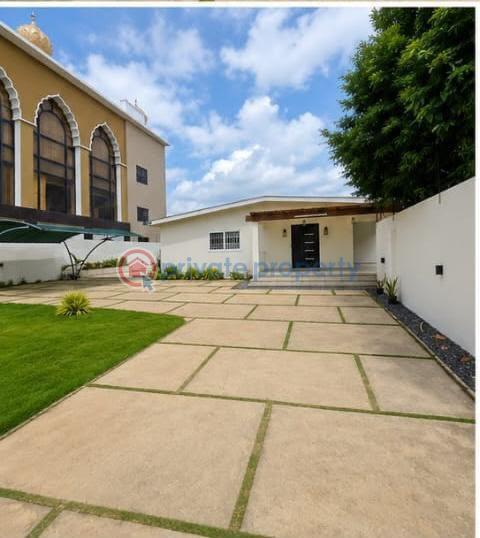 3 bedroom House For Rent Lagos Avenue Accra East Legon  - 0