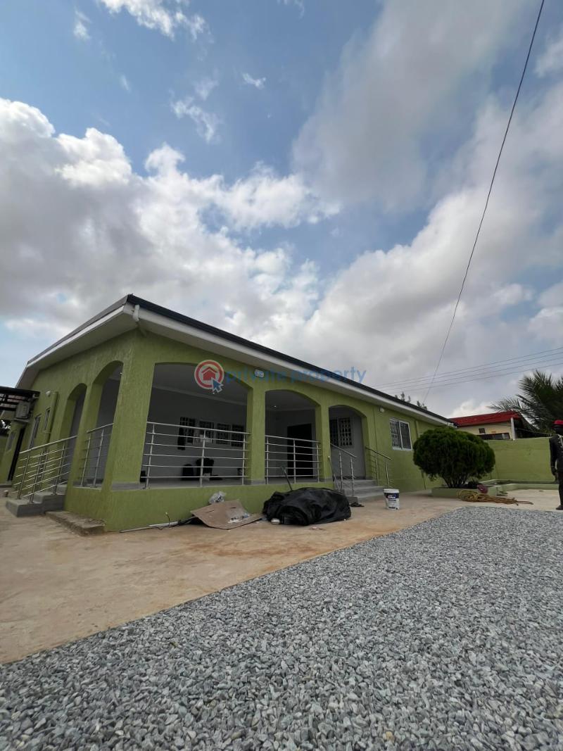 3 bedroom House For Rent Tesano Accra - 1