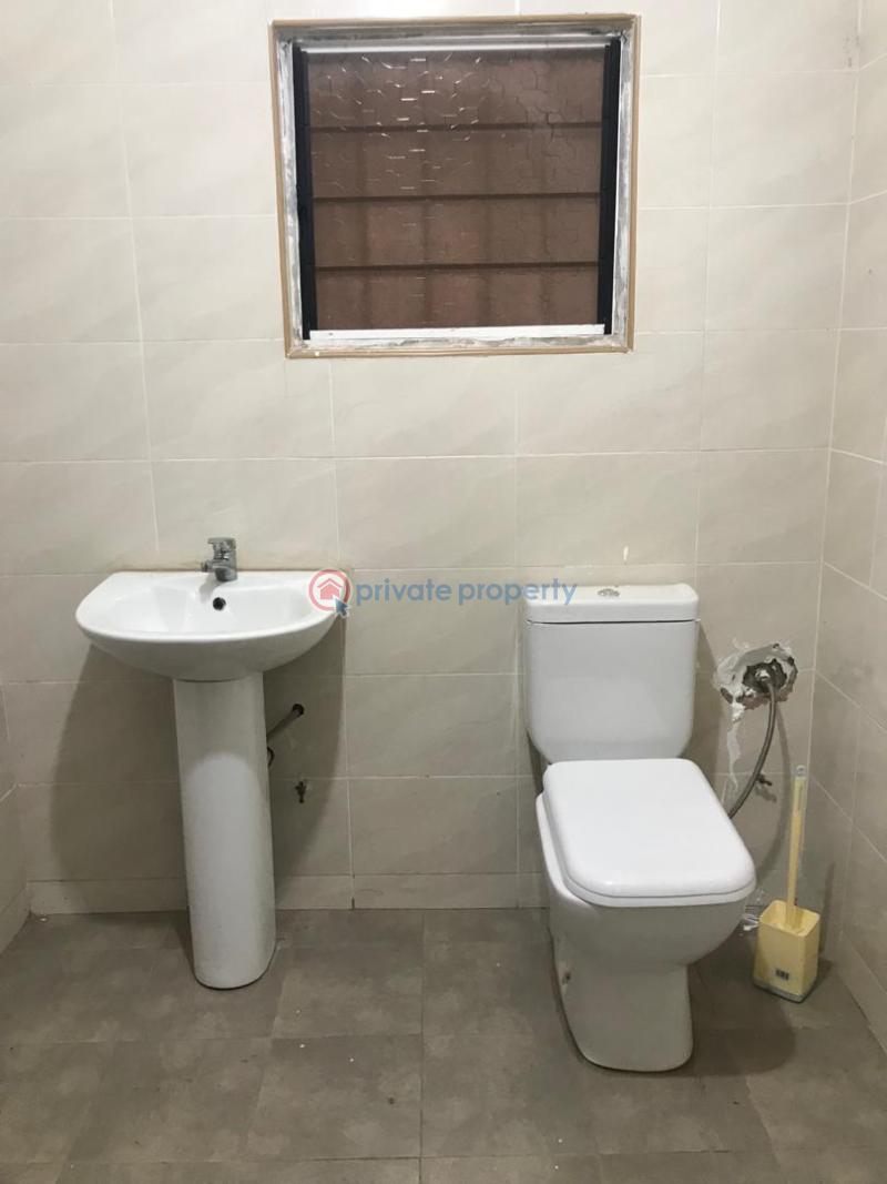 3 bedroom House For Rent Grada Estate Tsui Bleoo Teshie new Town Accra - 2