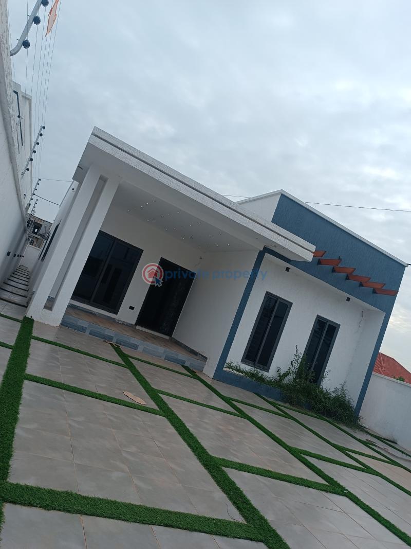 3 bedroom House For Sale Lakeside Estates. Adenta Municipal Accra - 1