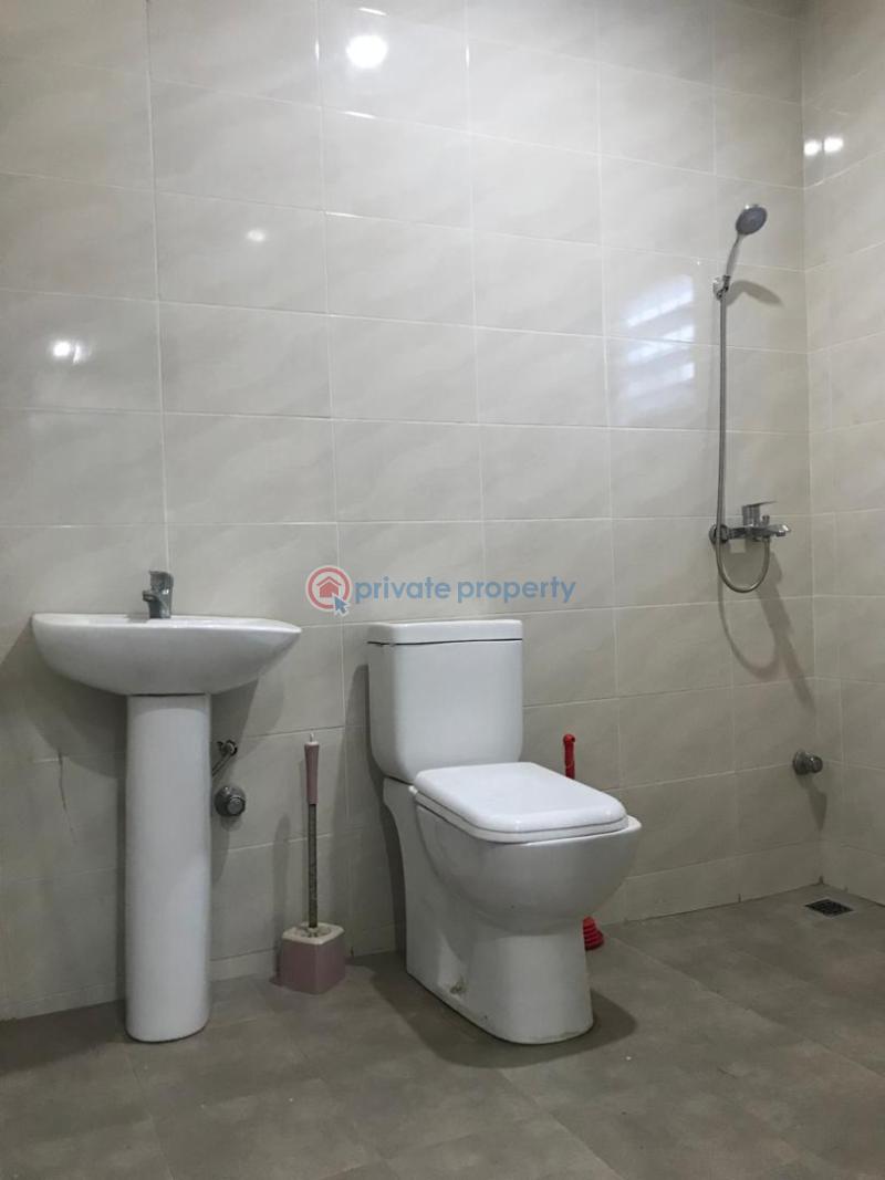 3 bedroom House For Rent Grada Estate Tsui Bleoo Teshie new Town Accra - 4