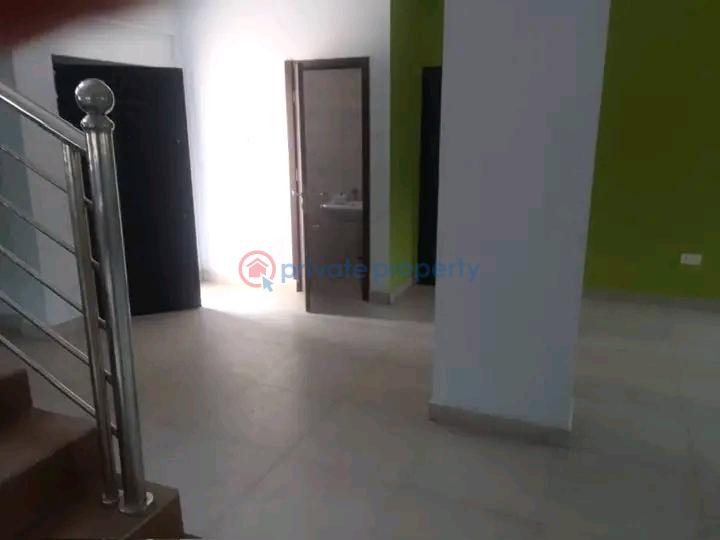 3 bedroom Townhouse For Rent Airport Residential Area Accra - 5