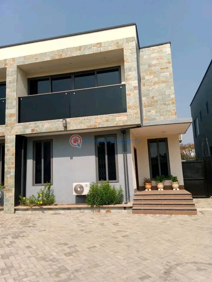 3 bedroom Townhouse For Rent Dzorwulu Accra - 1