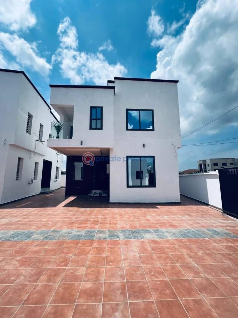 3 bedroom Townhouse For Sale Nmai Dzorm School Junction East Legon Accra - 0