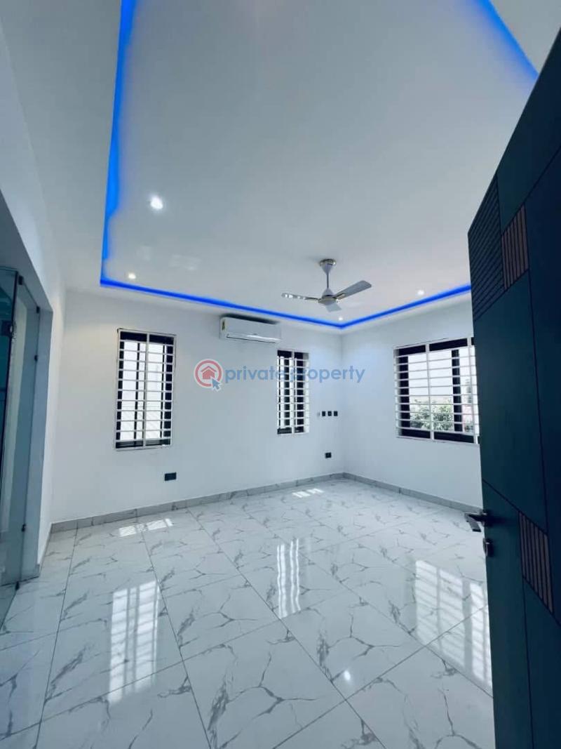 3 bedroom Townhouse For Sale Nmai Dzorm School Junction East Legon Accra - 2