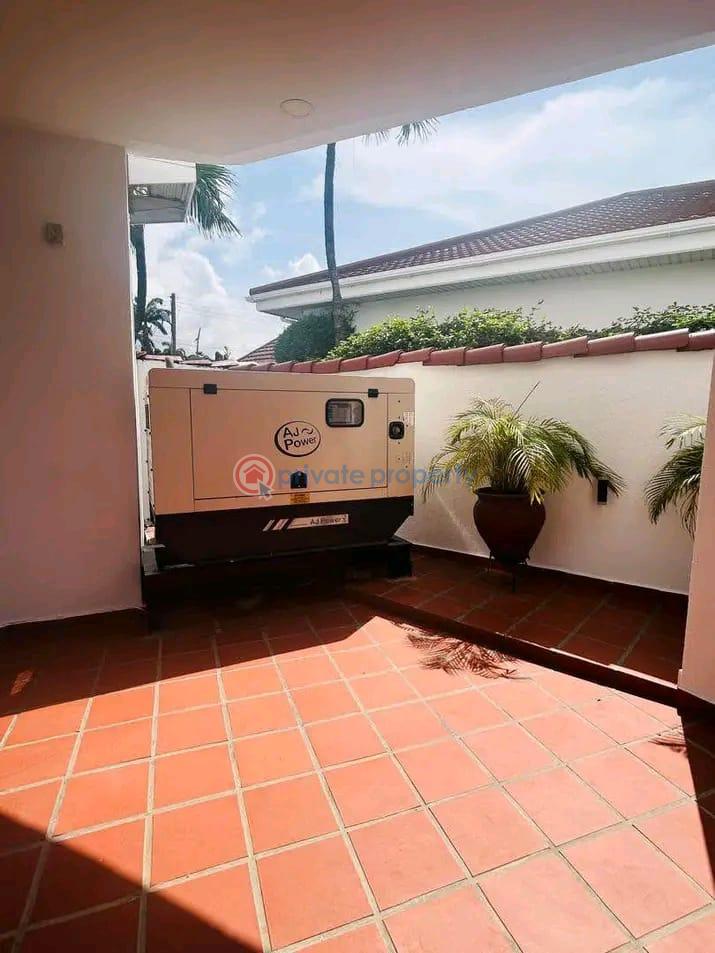 3 bedroom House For Rent Labone La Dade Kotopon Municipal Accra - 3