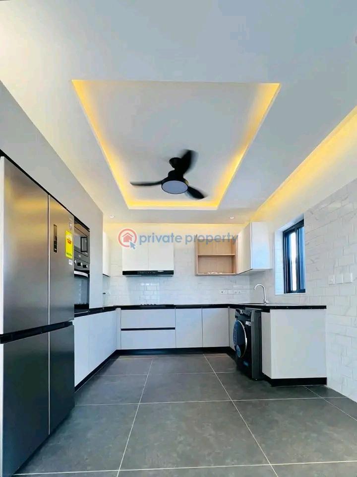 3 bedroom House For Sale West Trasacco Ashaley Botwe Adenta Municipal Accra - 4
