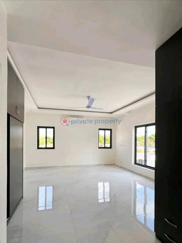 3 bedroom House For Sale West Trasacco Ashaley Botwe Adenta Municipal Accra - 6