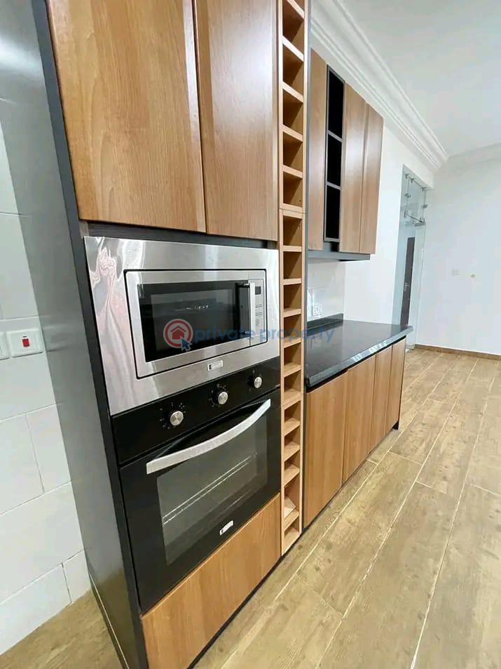 3 bedroom Townhouse For Rent East Airport Airport Residential Area Accra - 2