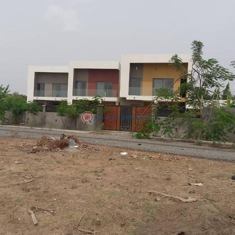 3 bedroom Townhouse For Rent Community 6 Tema Accra - 15