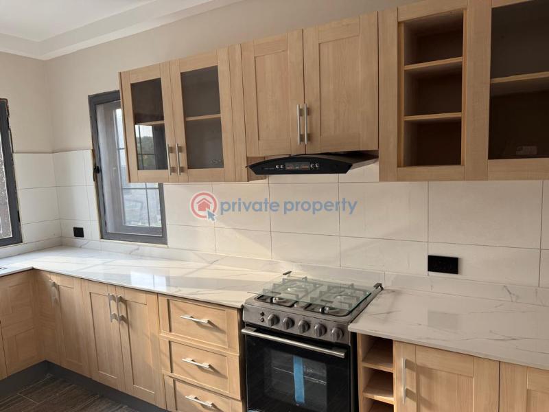 3 bedroom Townhouse For Rent Community 6 Tema Accra - 2