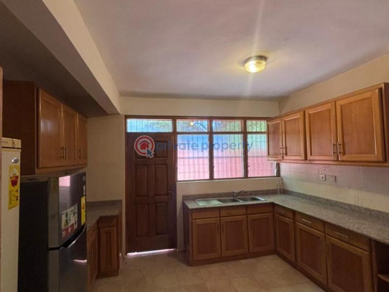 3 bedroom House For Rent East Airport Airport Residential Area Accra - 12